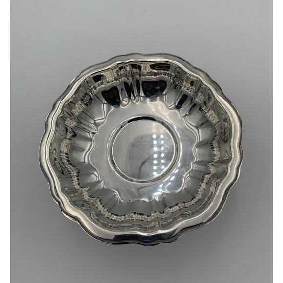 Oneida Silversmiths Small Silver-Plated Candy/Nut 3 1/2" Serving Bowl - Picture 3 of 5